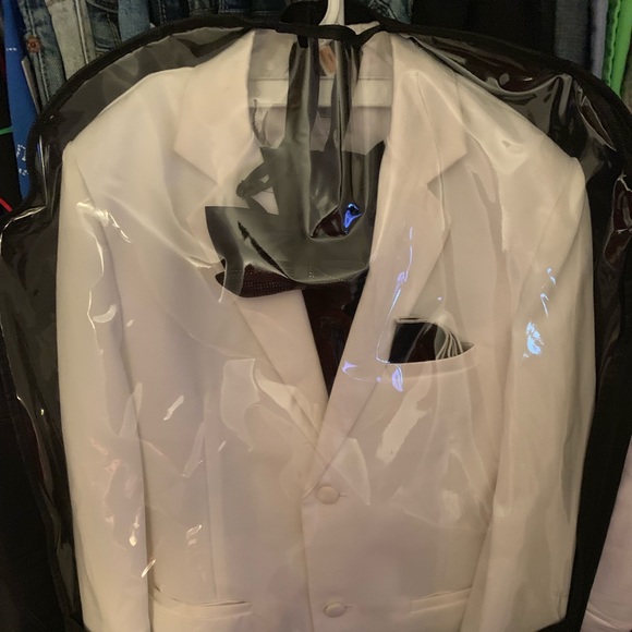 Kids Tuxedo. 6 Pieces. - Picture 3 of 8